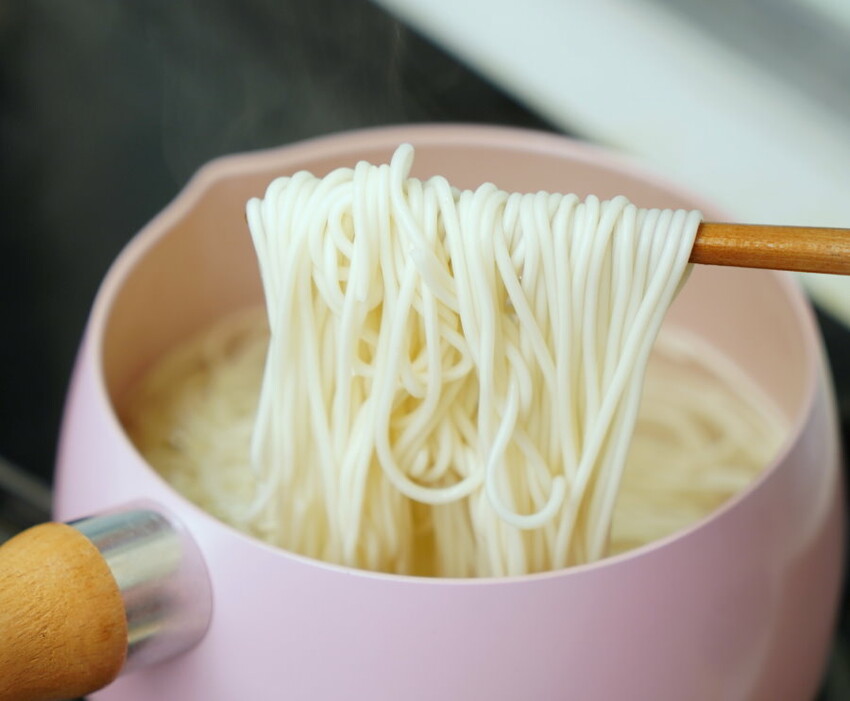 【開箱】老媽拌麵．道地韓式料理六分鐘快速上桌!