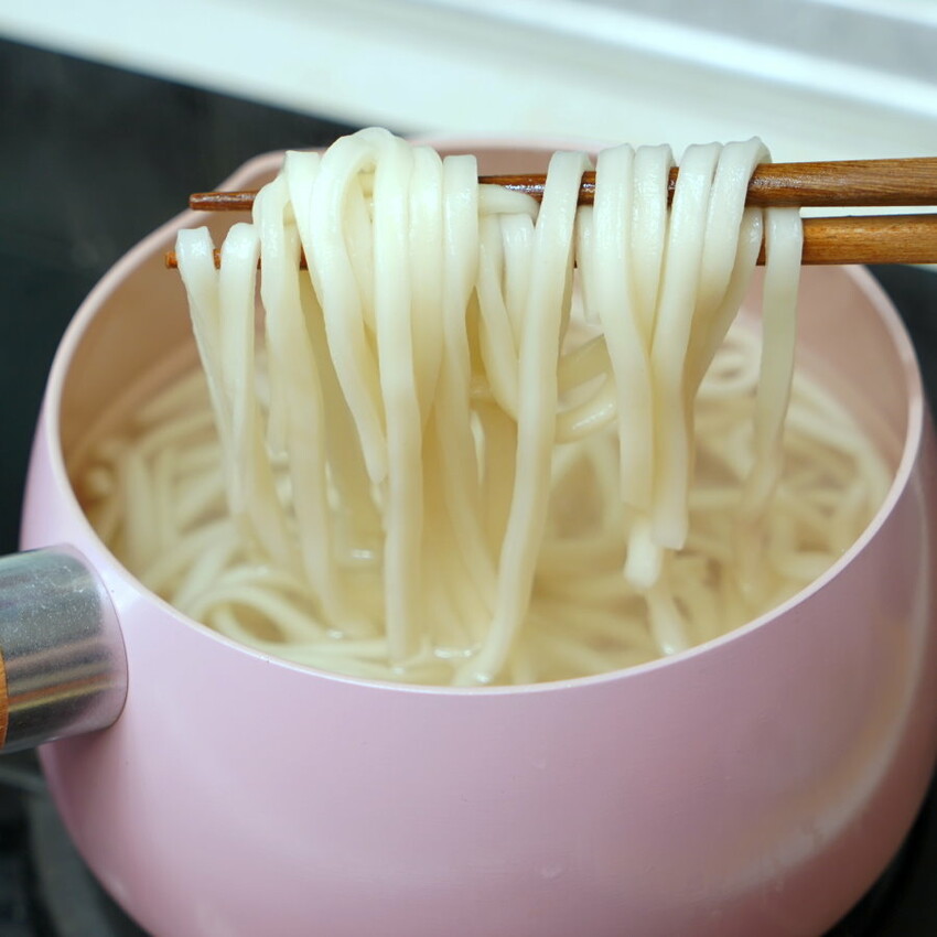 【開箱】老媽拌麵．道地韓式料理六分鐘快速上桌!