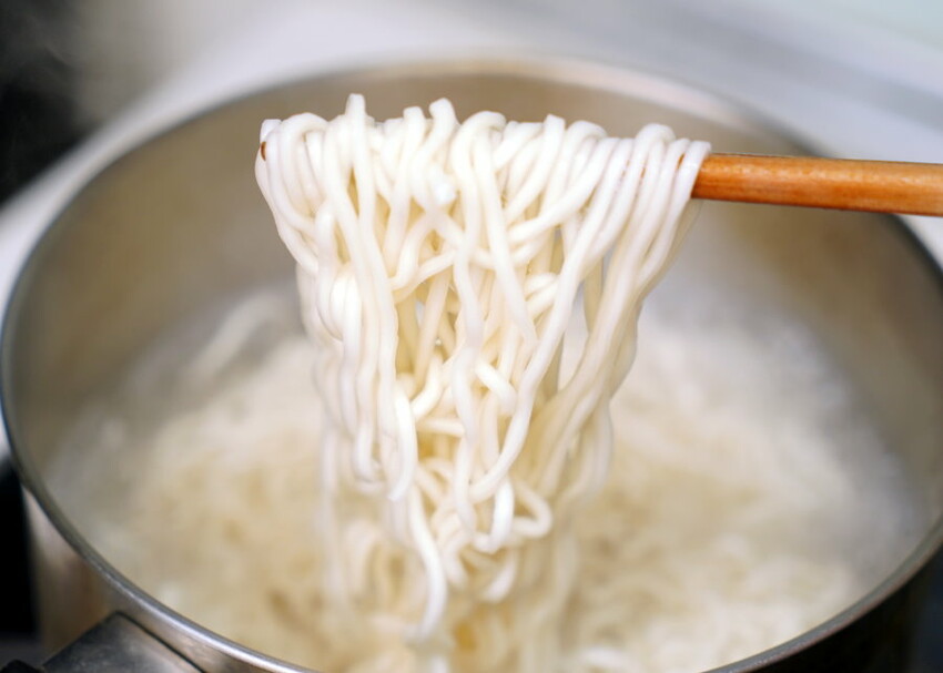 【開箱】老媽拌麵．道地韓式料理六分鐘快速上桌!