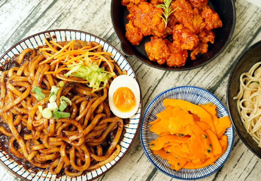 【開箱】老媽拌麵．道地韓式料理六分鐘快速上桌!