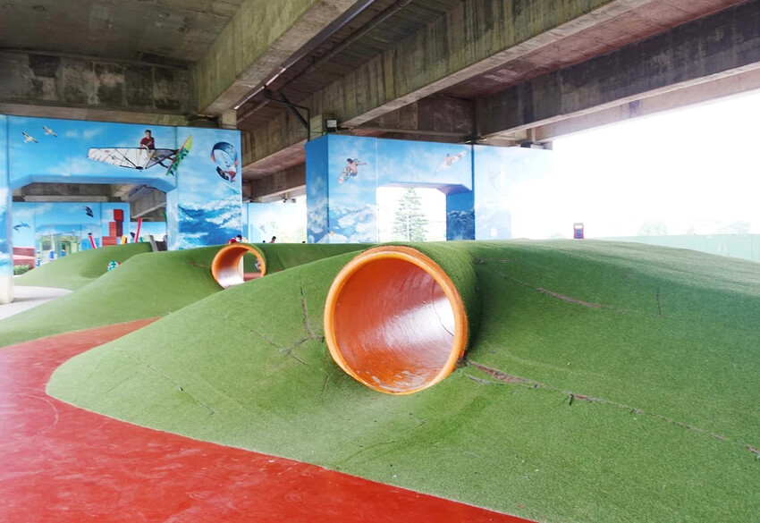 桃園橋下-兒童冒險公園 下雨天放電好去處