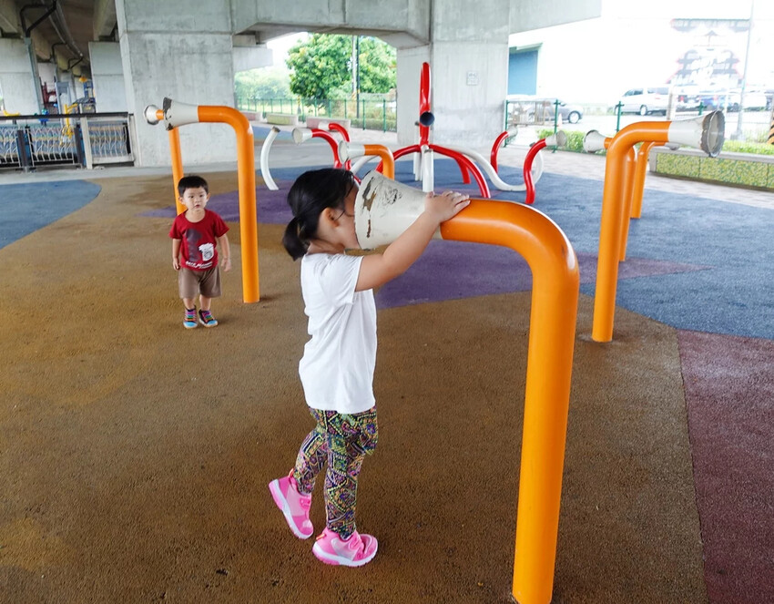 桃園橋下-兒童冒險公園 下雨天放電好去處