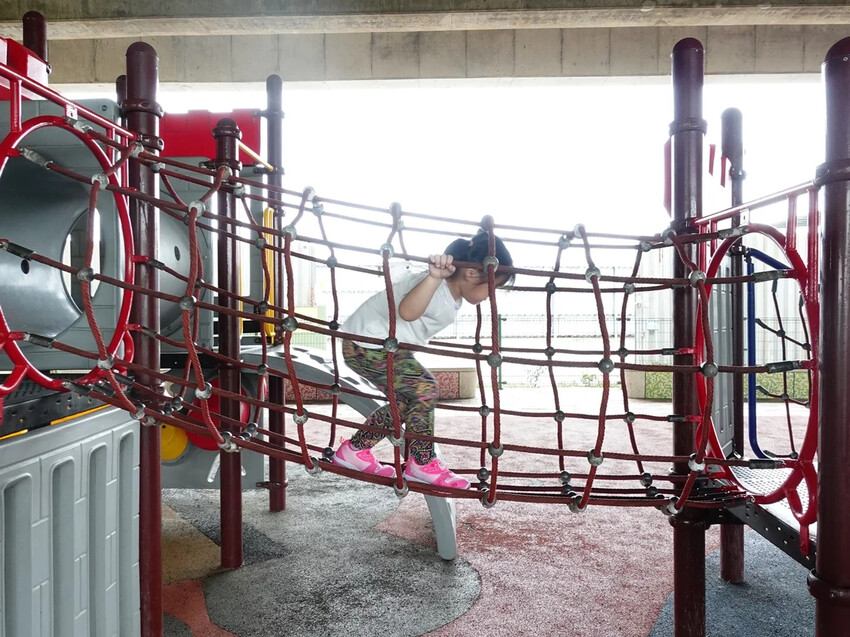 桃園橋下-兒童冒險公園 下雨天放電好去處