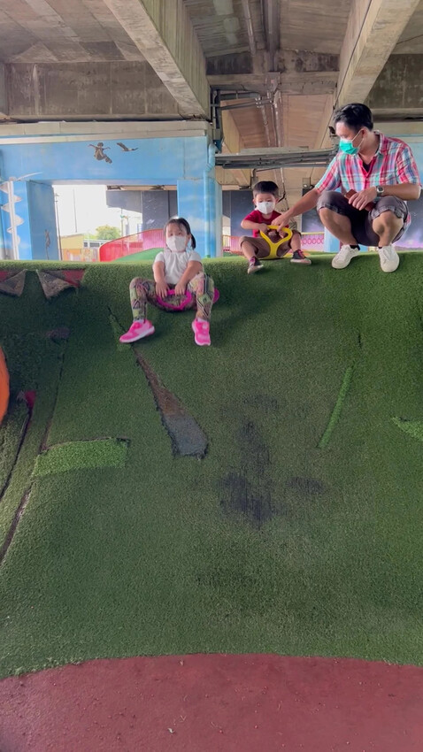 桃園橋下-兒童冒險公園 下雨天放電好去處