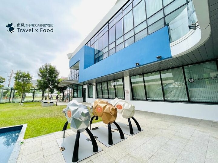 製傘知識、降雨體驗、洋傘彩繪DIY，來國巨畫出一把屬於自己的專用傘～雨天備案！ @魚兒 x 牽手明太子的「視」界旅行