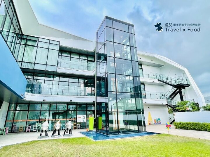 製傘知識、降雨體驗、洋傘彩繪DIY，來國巨畫出一把屬於自己的專用傘～雨天備案！ @魚兒 x 牽手明太子的「視」界旅行