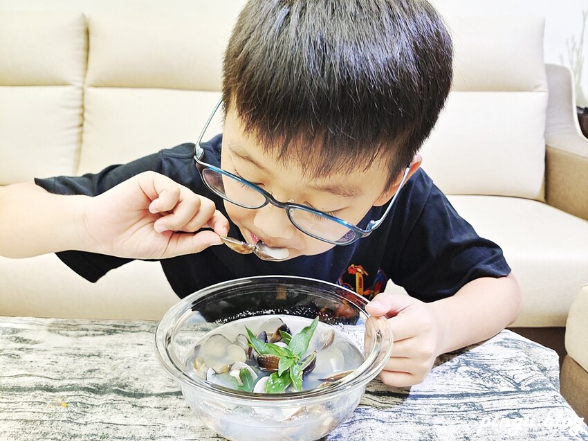 美國富及第家電| 25L智慧烹調微電腦微波爐黑金 FKM-2524MB 零失敗無油煙微波懶人料理 - 小企鵝生活趣