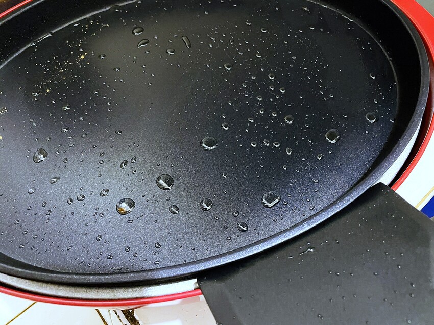 【SANSUI 山水】多功能電烤盤 SEBW-Q699『章魚燒+海鮮燉飯+蒜苗鹹豬肉』一鍋搞定！SGS檢驗合格-陶瓷塗層深鍋盤面大容量深，U型管導熱快料理超省時！