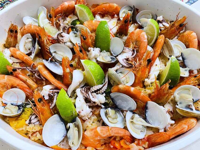 【SANSUI 山水】多功能電烤盤 SEBW-Q699『章魚燒+海鮮燉飯+蒜苗鹹豬肉』一鍋搞定！SGS檢驗合格-陶瓷塗層深鍋盤面大容量深，U型管導熱快料理超省時！