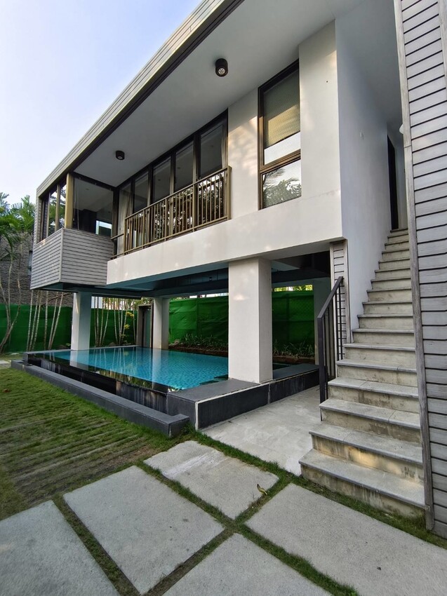 【屏東.東港】福灣villa海洋四人房。寵物友善清潔費一隻$500。超大庭院+戶外客廳可盡情奔跑