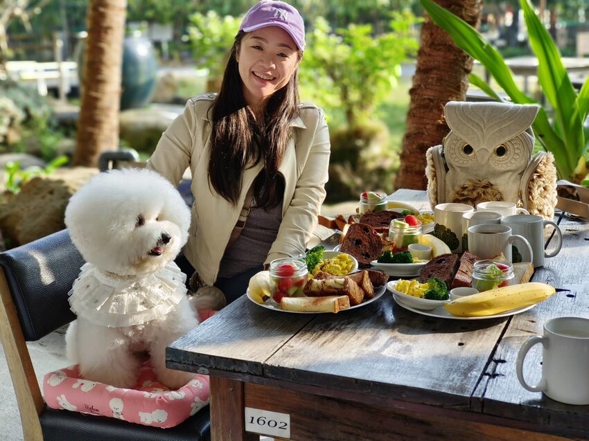 【屏東.東港】福灣villa海洋四人房。寵物友善清潔費一隻$500。超大庭院+戶外客廳可盡情奔跑