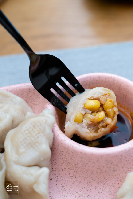 宅配｜手工水餃【有媽真好】高麗菜豬肉 / 韭菜豬肉 / 剝皮辣椒豬肉 / 玉米豬肉 / 蝦仁芹菜 / 塔香雞肉 - 快門下的幸福