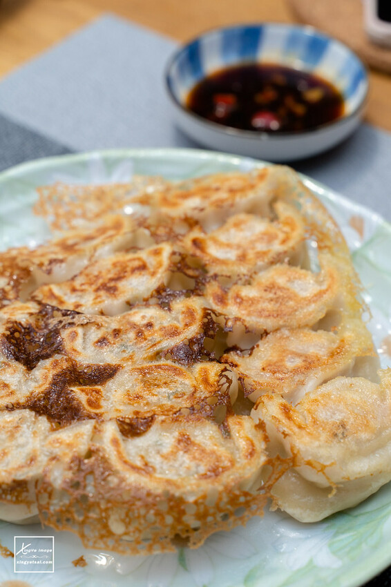 宅配｜手工水餃【有媽真好】高麗菜豬肉 / 韭菜豬肉 / 剝皮辣椒豬肉 / 玉米豬肉 / 蝦仁芹菜 / 塔香雞肉 - 快門下的幸福