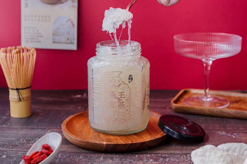 究愛燕窩 |孕媽咪保養聖品的即食冰糖燕窩，每口真材實料、100%絲滑嫩口感！ - 艾薇覓食趣