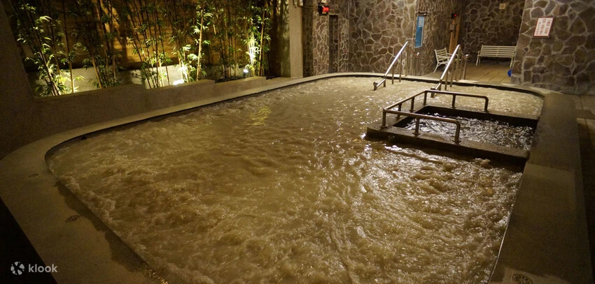 關子嶺統茂溫泉會館大眾池