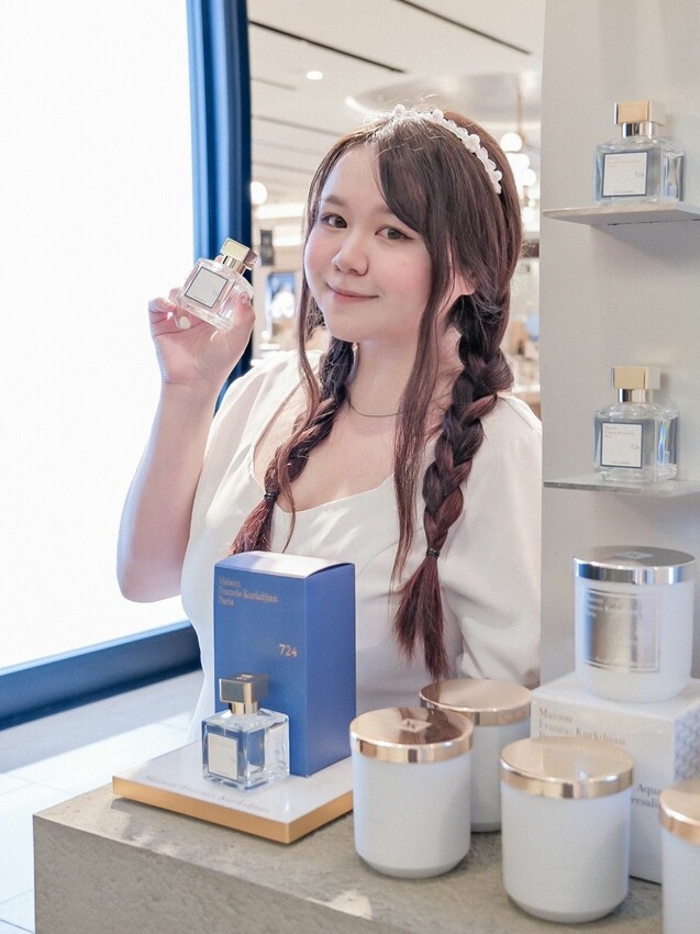 新光三越A8的MFK香水快閃店~消費滿額能享有與724淡香精合照的精美三連拍! | PopDaily 波波黛莉