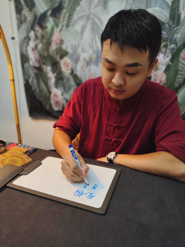 2lucky22_074.jpg 2lucky22_074.jpg