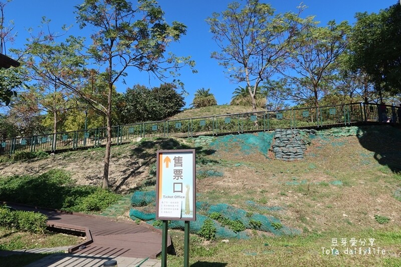 岡山之眼｜天空廊道俯瞰大高雄美景🌱豆芽愛玩在高雄