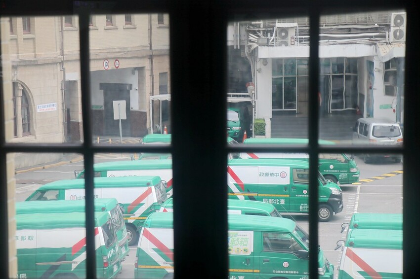 【臺北親子一日遊行程】台北車站周邊這樣玩-北門郵局/ 郵政博物館/北門/撫臺街洋樓/山小孩咖啡/麥食達韓式