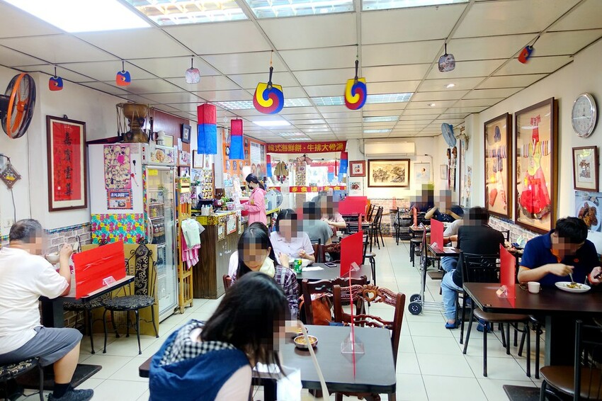 【臺北親子一日遊行程】台北車站周邊這樣玩-北門郵局/ 郵政博物館/北門/撫臺街洋樓/山小孩咖啡/麥食達韓式