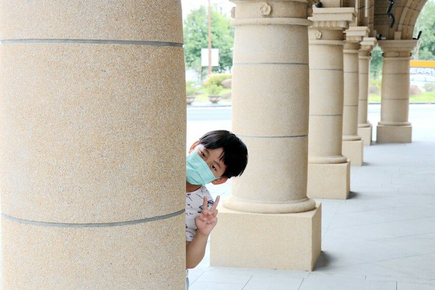 【臺北親子一日遊行程】台北車站周邊這樣玩-北門郵局/ 郵政博物館/北門/撫臺街洋樓/山小孩咖啡/麥食達韓式