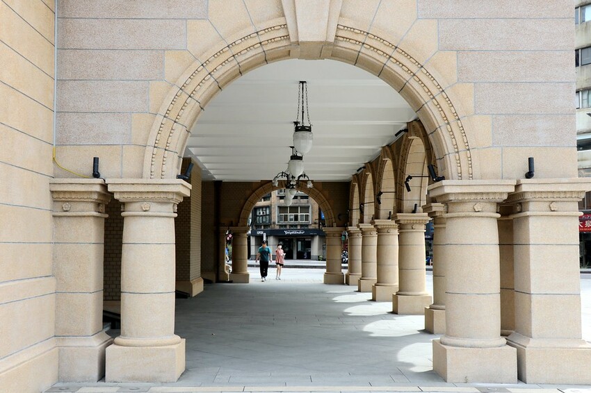 【臺北親子一日遊行程】台北車站周邊這樣玩-北門郵局/ 郵政博物館/北門/撫臺街洋樓/山小孩咖啡/麥食達韓式