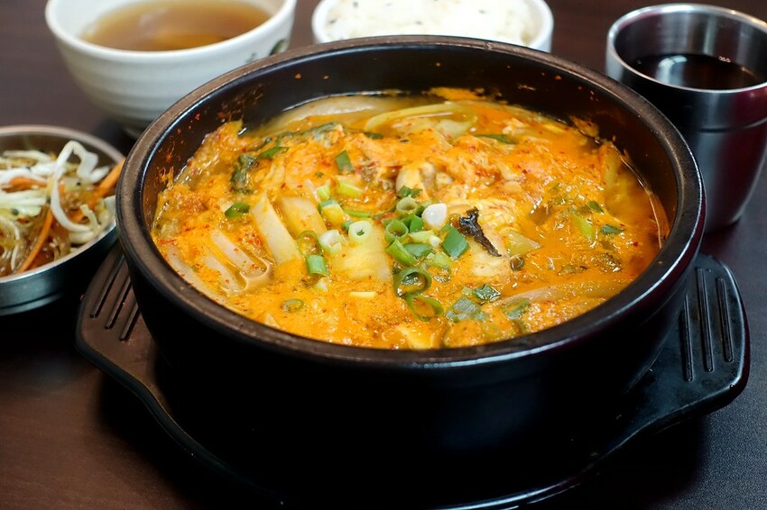 【臺北親子一日遊行程】台北車站周邊這樣玩-北門郵局/ 郵政博物館/北門/撫臺街洋樓/山小孩咖啡/麥食達韓式