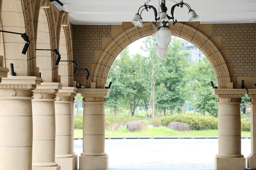 【臺北親子一日遊行程】台北車站周邊這樣玩-北門郵局/ 郵政博物館/北門/撫臺街洋樓/山小孩咖啡/麥食達韓式