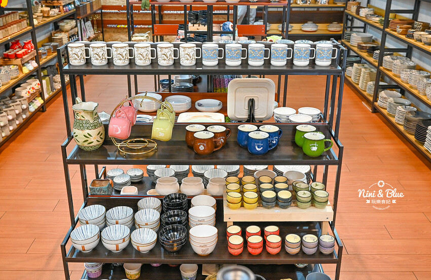 花媽生活工坊 | 雲林斗六日本陶瓷餐具、骨瓷杯、花器、多肉植物、生活雜貨小舖 @Nini and Blue  玩樂食記