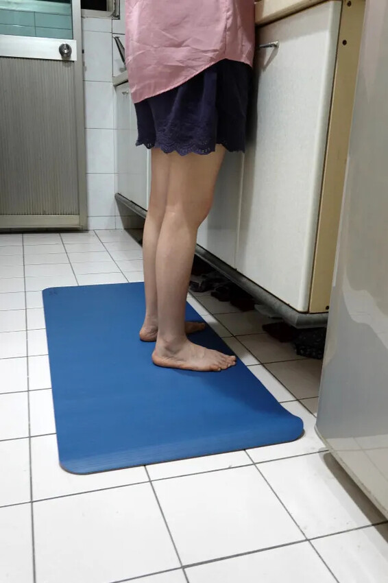 軟式珪藻土地墊推薦-怪獸居家生活軟式珪藻土評價,MIT專利軟式珪藻土踏墊,rubber anne軟式珪藻土開箱實測心得(含軟式軟式珪藻土地墊清洗)