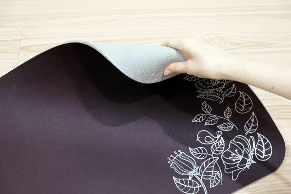 軟式珪藻土地墊推薦-怪獸居家生活軟式珪藻土評價,MIT專利軟式珪藻土踏墊,rubber anne軟式珪藻土開箱實測心得(含軟式軟式珪藻土地墊清洗)