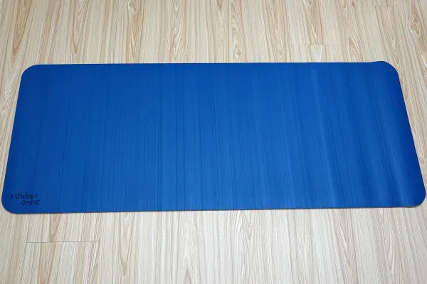 軟式珪藻土地墊推薦-怪獸居家生活軟式珪藻土評價,MIT專利軟式珪藻土踏墊,rubber anne軟式珪藻土開箱實測心得(含軟式軟式珪藻土地墊清洗)