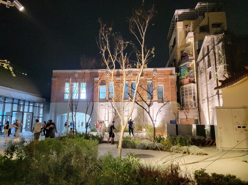 全台最美-高雄鼓山魚市場 (39).jpg