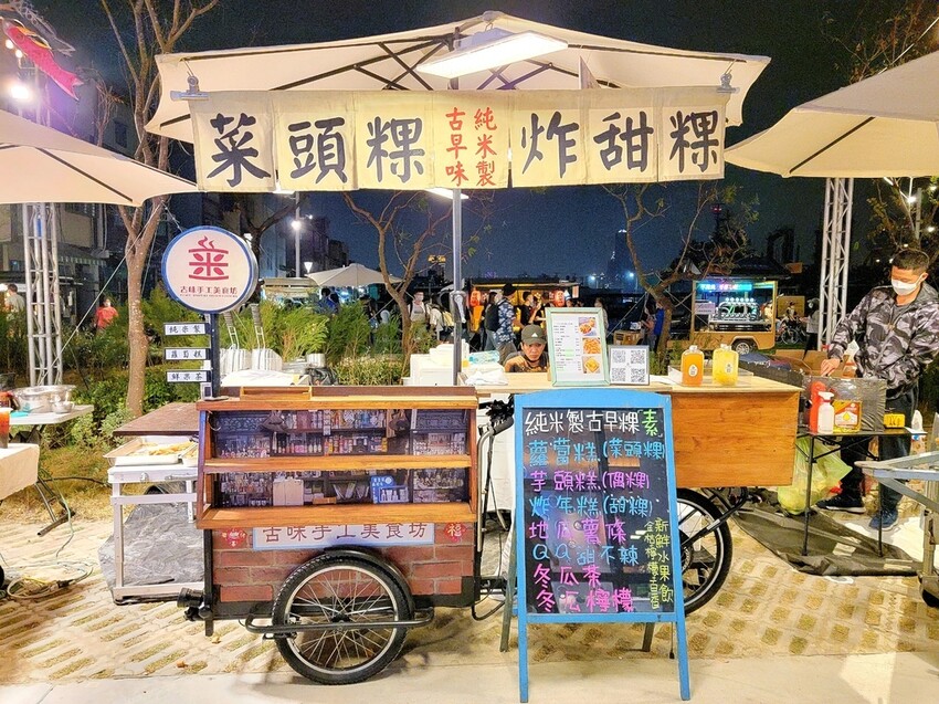 全台最美-高雄鼓山魚市場 (21).jpg