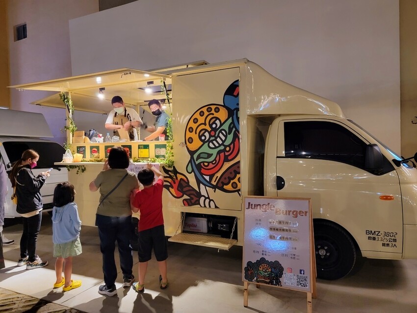 全台最美-高雄鼓山魚市場 (30).jpg