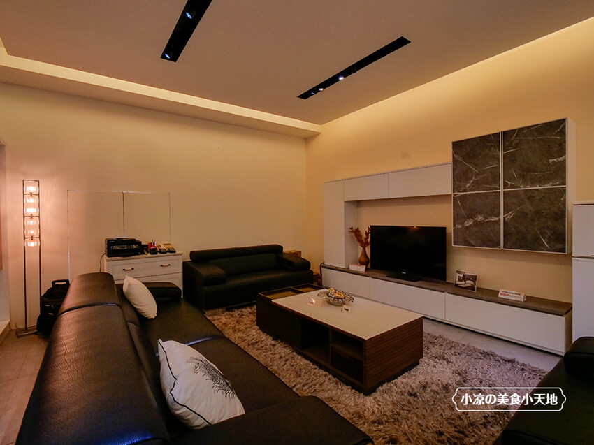 彰化崇維系統傢俱廚具週年慶,中部最大系統家具,各樣家具、沙發、名床、廚具通通有,超殺絕版價等你帶回家!