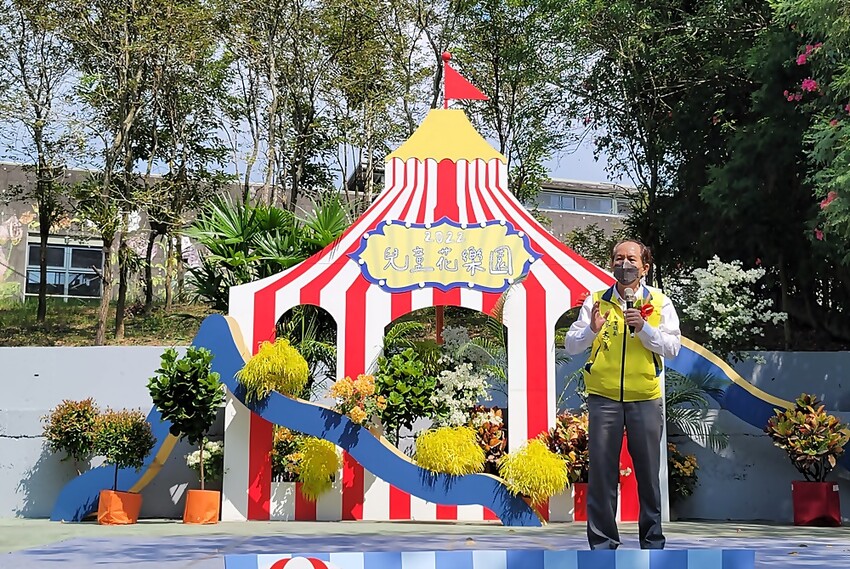 2022埔里花卉展強勢登場!波波草迷宮打卡必拍,以在地花卉結合兒童樂園為主題,假日市集、多肉DIY,不只是網美必拍,親子玩翻!