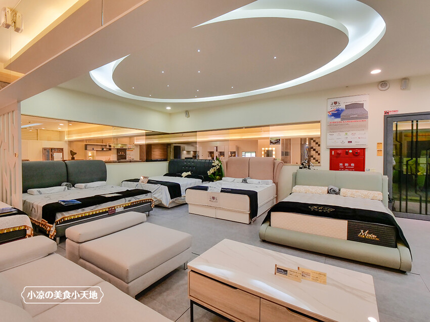 彰化崇維系統傢俱廚具週年慶,中部最大系統家具,各樣家具、沙發、名床、廚具通通有,超殺絕版價等你帶回家!