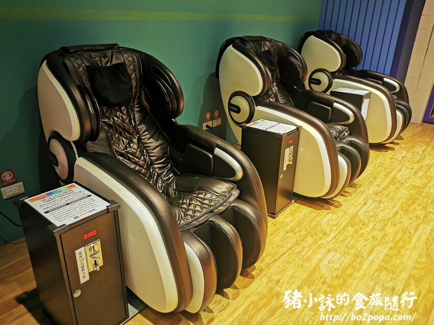 高雄。前鎮》建築樂園 – 高雄夢時代館(銀河時代)