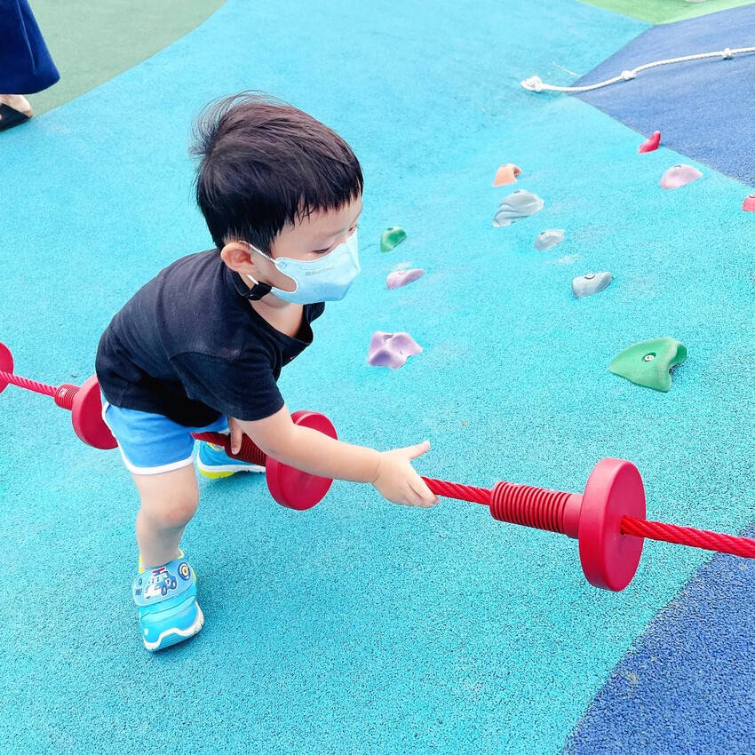花蓮|東大門綠地共融公園 隱身於夜市超好玩公園