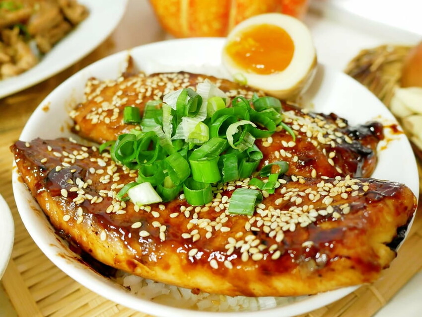 |醬油伴手禮推薦|悅善廚 昆布香菇黑豆醬油,感受傳統手工純釀造,無添加.自然120天熟成好滋味!