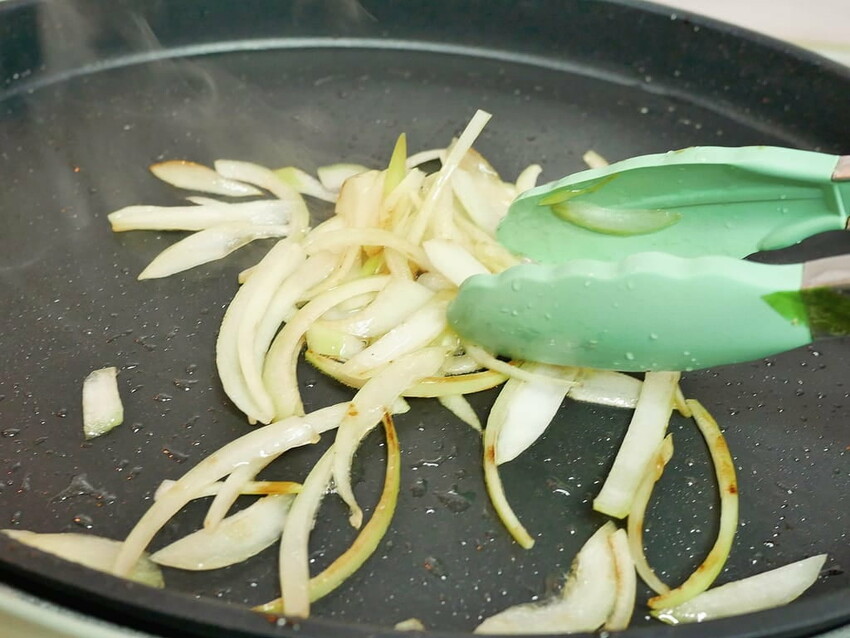 |醬油伴手禮推薦|悅善廚 昆布香菇黑豆醬油,感受傳統手工純釀造,無添加.自然120天熟成好滋味!