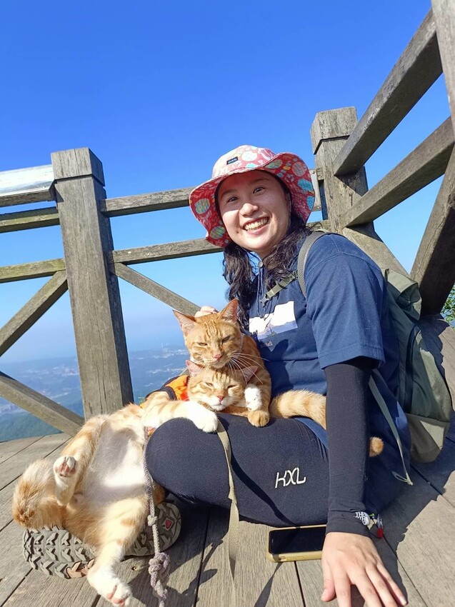 【基隆】姜子寮步道。小百岳no.11。山頂360度環景超美的+義美石頭火鍋