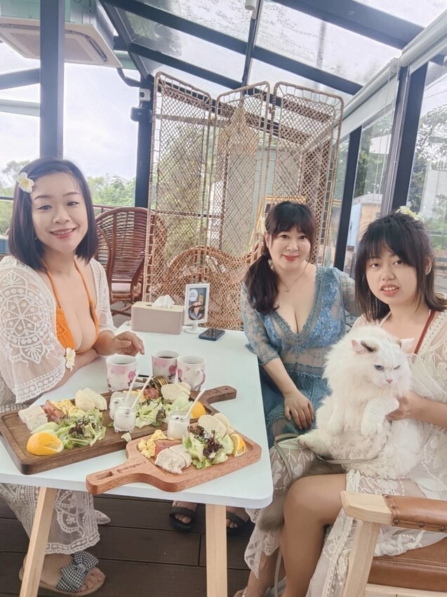 365844.jpg - 【屏東.小琉球】寵物友善住宿推薦。琉球粉舍海景民宿。有網美泳池可看海。樓中樓房型+陽台看海+超大浴缸