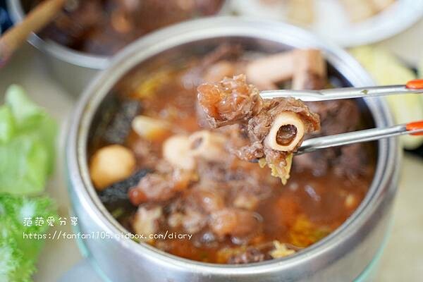 【宅配美食】曾佳羊肉爐 羊肉大塊，份量多，不添加人工香料及大骨份，宅在家隨時都能開鍋 (9).JPG