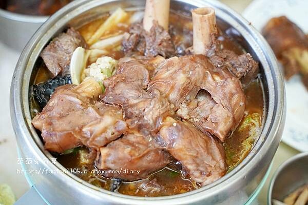 【宅配美食】曾佳羊肉爐 羊肉大塊，份量多，不添加人工香料及大骨份，宅在家隨時都能開鍋 (8).JPG