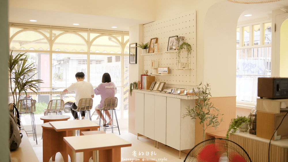 春山相館-台中證件照|韓式證件照|形象照|大頭照|家庭寫真|台中輕婚紗 台中韓系大頭照 韓系全家福 韓系生活照 韓系個人寫真 生活記錄 生活日常-16-min.png