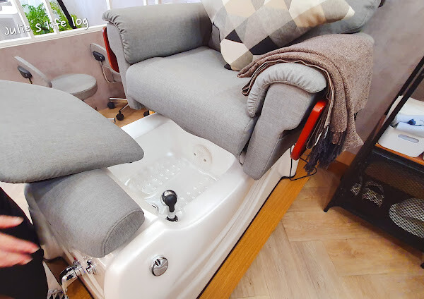 Share｜台南中西｜甲楚楚美甲沙龍 NF Art Salon — 清新透明的美甲沙龍，來做個放鬆的手足深層保養吧！