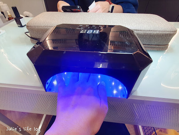 Share｜台南中西｜甲楚楚美甲沙龍 NF Art Salon — 清新透明的美甲沙龍，來做個放鬆的手足深層保養吧！