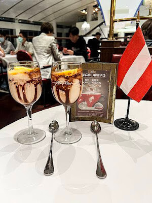 奧地利美食推薦─阿瑪迪斯咖啡館(Kaffee Amadeus),必吃奧地利洋蔥肋眼牛排、冰淇淋、 歐風蛋糕